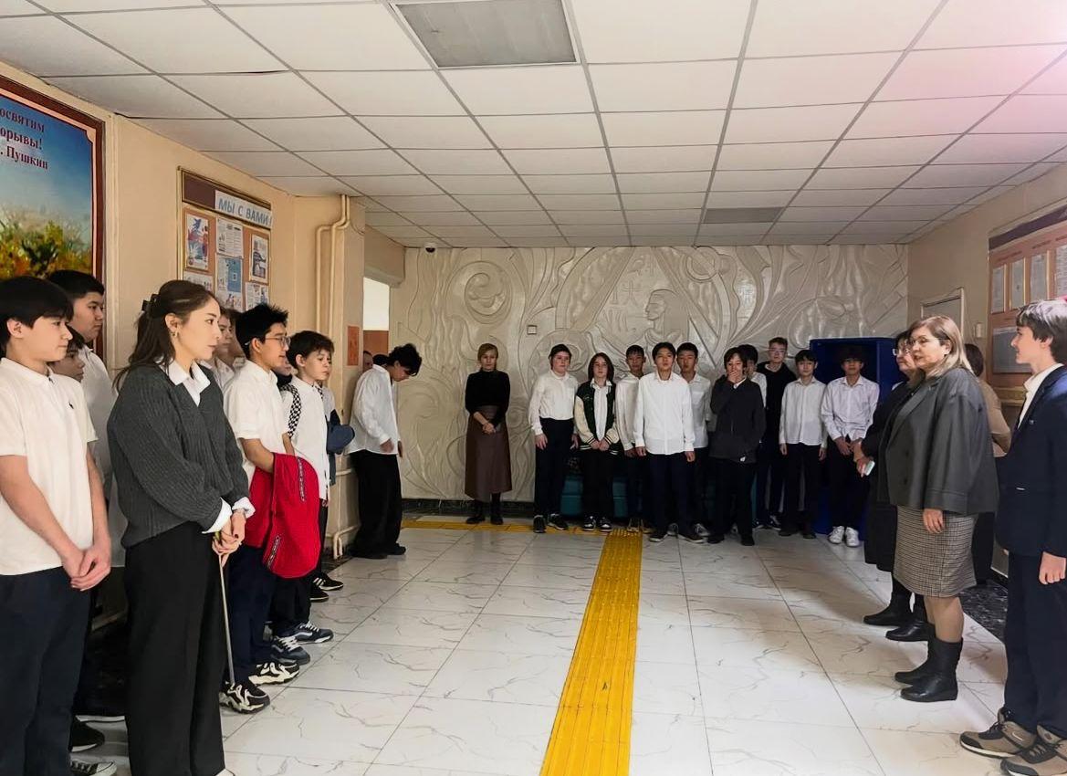 «Мектеп директорының қатысуымен 7-сынып оқушыларына профилактикалық әңгіме жүргізілді.»